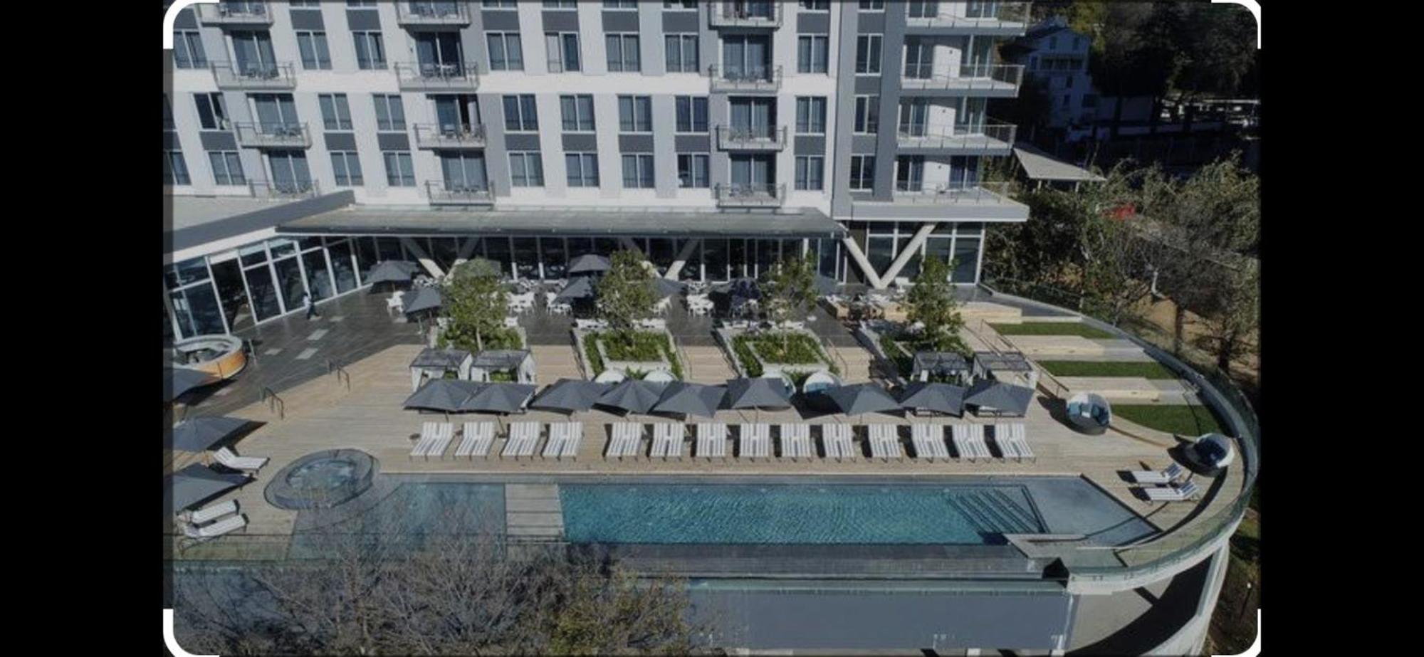 Capitol On The Park Hotel Joanesburgo Exterior foto